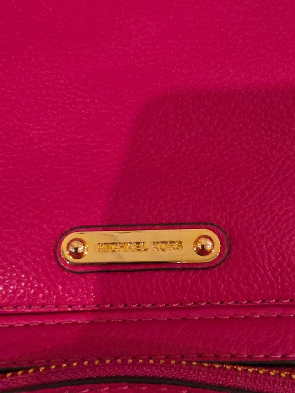 Michael Kors Austin Hobo Pink Pebbled Leather Shoulder Bag with Gold Hardware - Picture 6 of 15